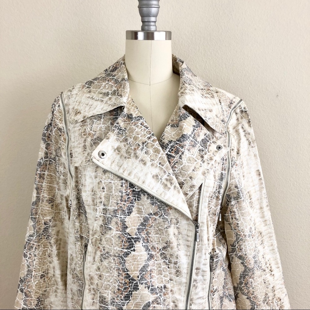 Yansi Fugel Snakeskin Moto Zip Convertible Jacket - Picture 2 of 5